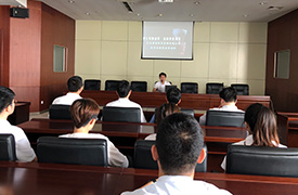 公司組織員工參加“樹立風險意識，遠離非法集資”投資者宣傳教育活動